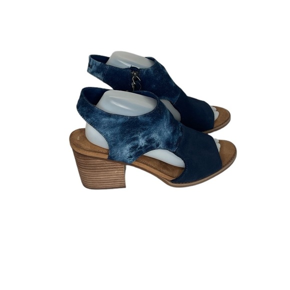 Toms Eliana Navy Cutout Block Heel Sandal - Picture 3 of 11
